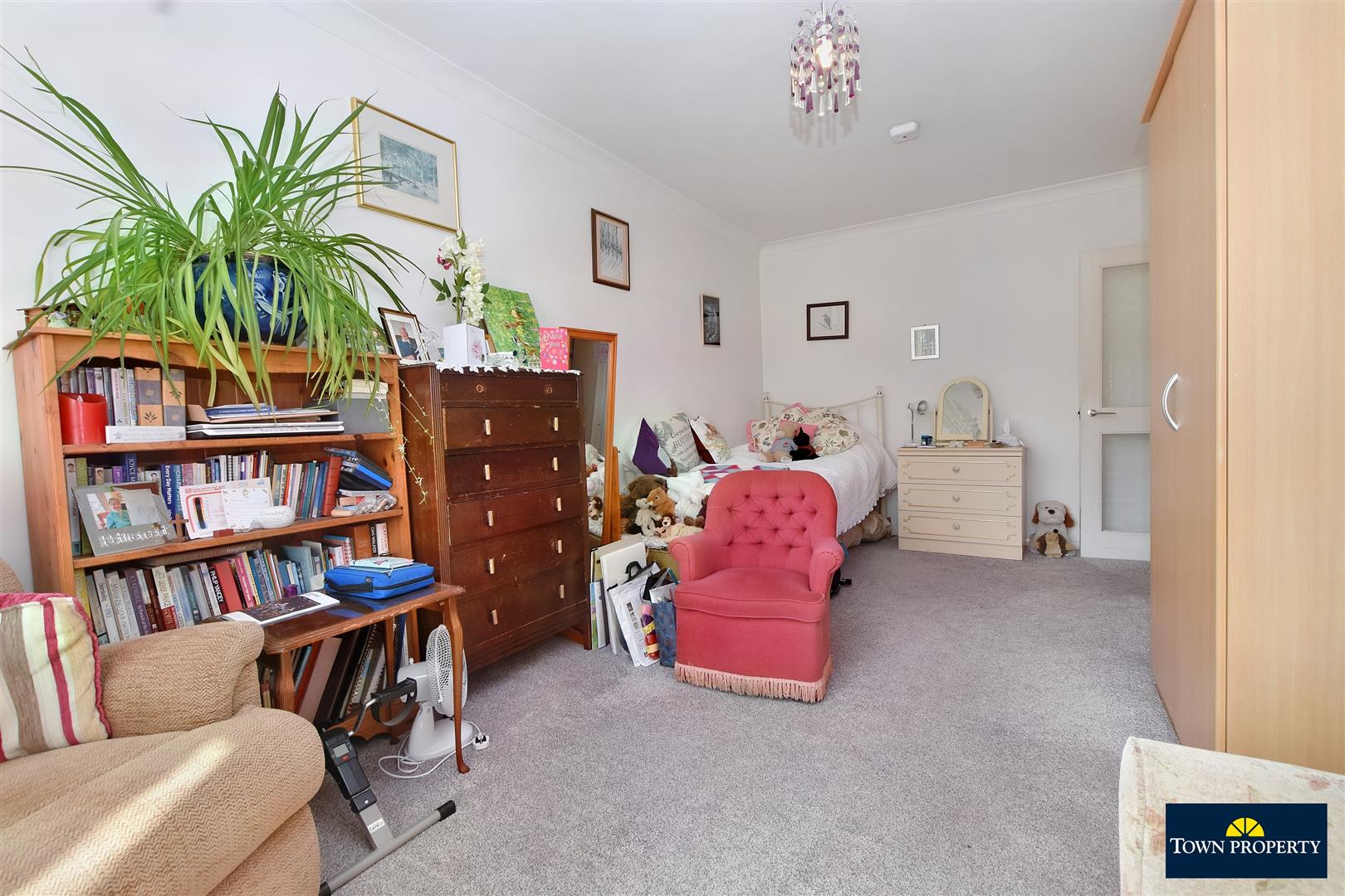 Property Details for Hartington Place Eastbourne BN21 3BW Town